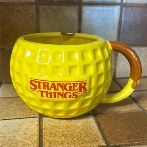 Netflix Stranger Things Ceramic Mug Yellow
Waffle Texture